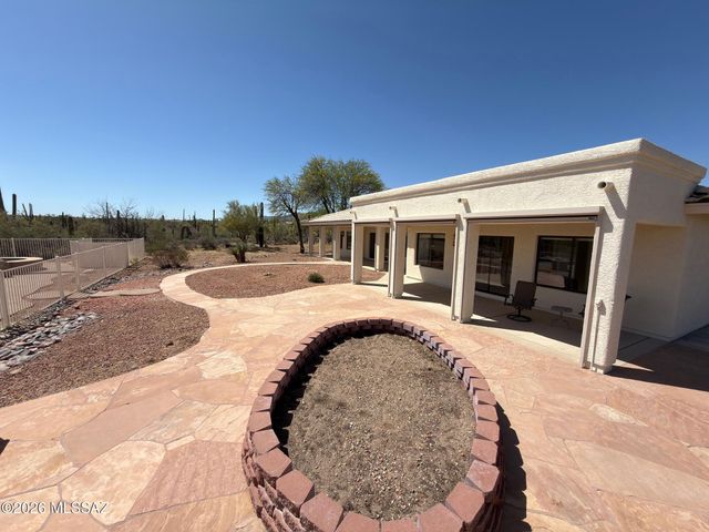 6775 W Ina Road, Tucson, AZ 85743