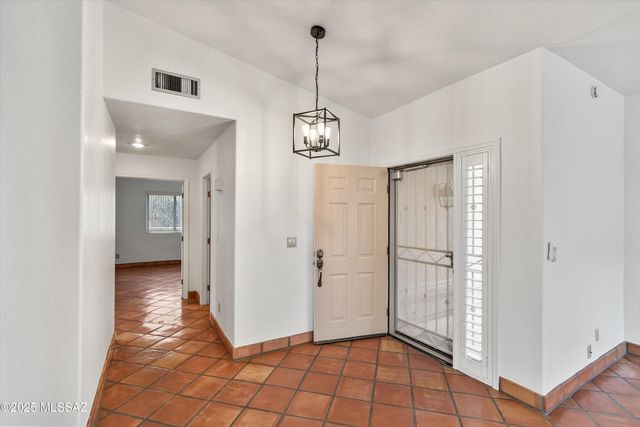 7391 E Damasco Place, Tucson, AZ 85750