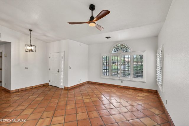 7391 E Damasco Place, Tucson, AZ 85750