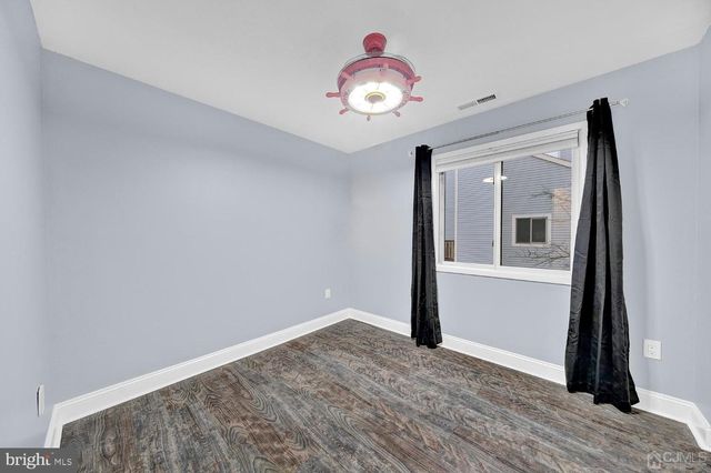 914 ASPEN DR, Plainsboro, NJ 08536