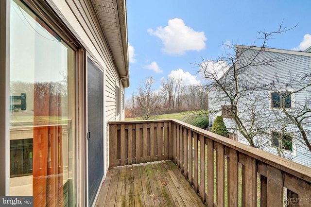 914 ASPEN DR, Plainsboro, NJ 08536