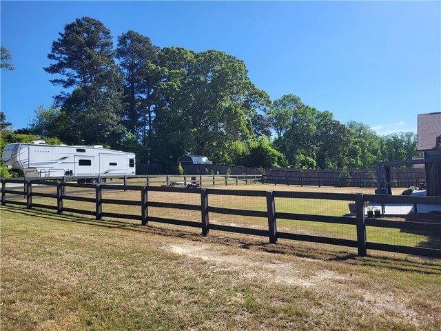 3985 Old Friendship Road, Buford, GA 30519