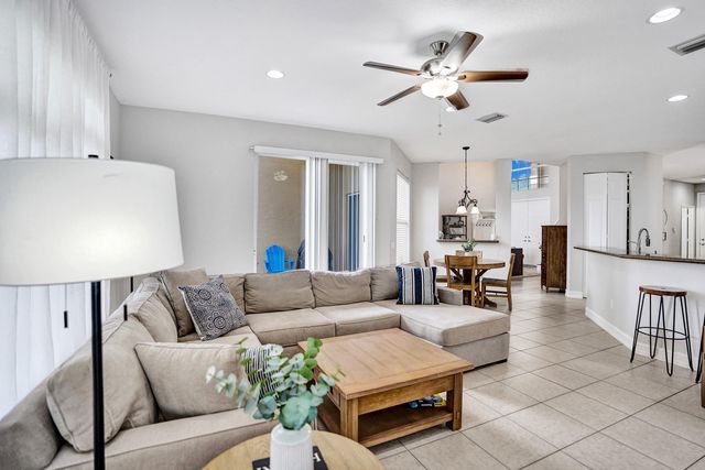8876 Sandy Crest Lane, Boynton Beach, FL 33473