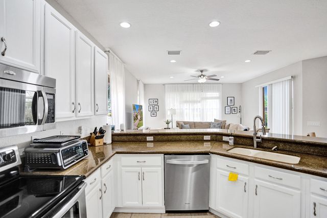 8876 Sandy Crest Lane, Boynton Beach, FL 33473