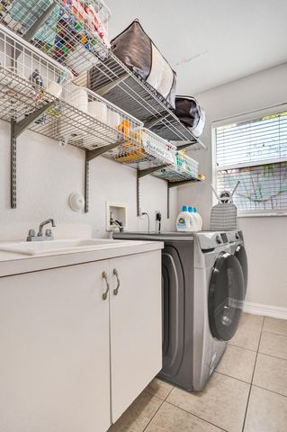 8876 Sandy Crest Lane, Boynton Beach, FL 33473
