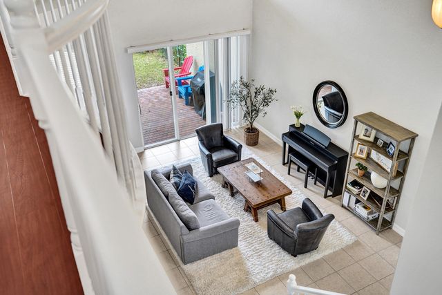 8876 Sandy Crest Lane, Boynton Beach, FL 33473
