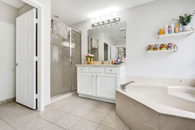 8876 Sandy Crest Lane, Boynton Beach, FL 33473