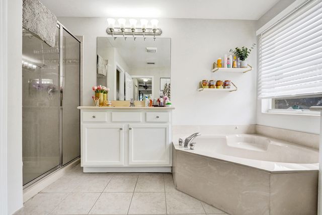 8876 Sandy Crest Lane, Boynton Beach, FL 33473