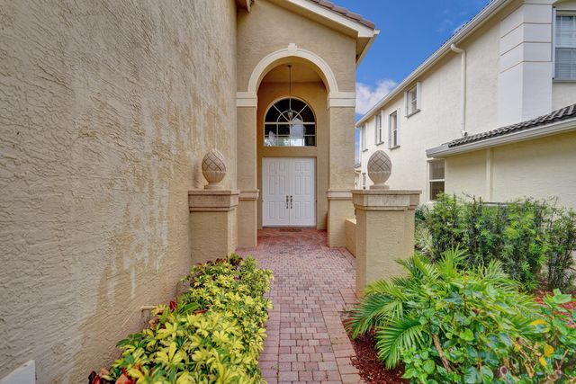 8876 Sandy Crest Lane, Boynton Beach, FL 33473
