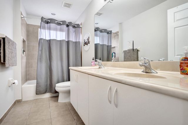 8876 Sandy Crest Lane, Boynton Beach, FL 33473