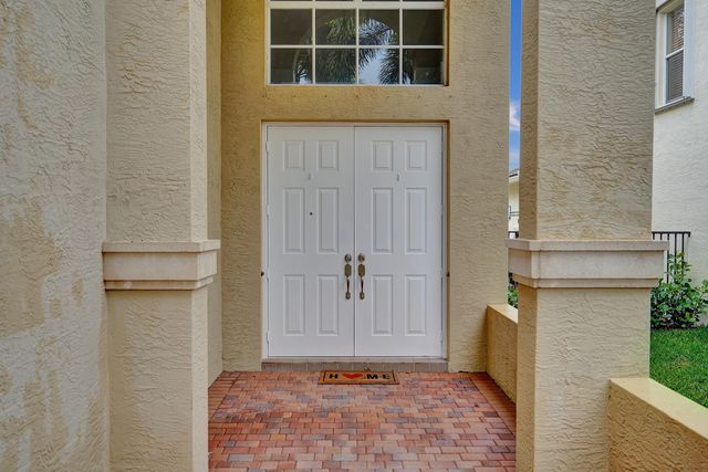 8876 Sandy Crest Lane, Boynton Beach, FL 33473