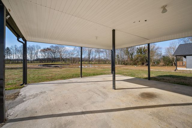 763 Smith Rd, Smithville, TN 37166