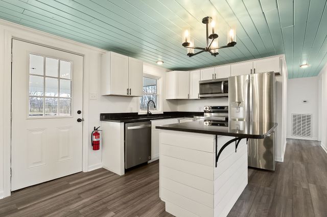 763 Smith Rd, Smithville, TN 37166