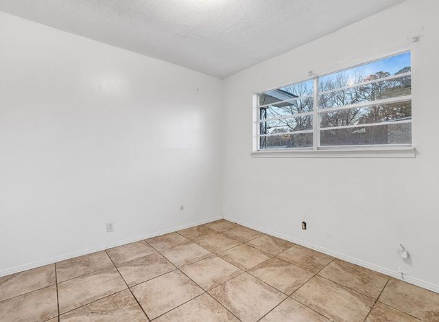 224 Shellwood Drive, Wake Village, TX 75501