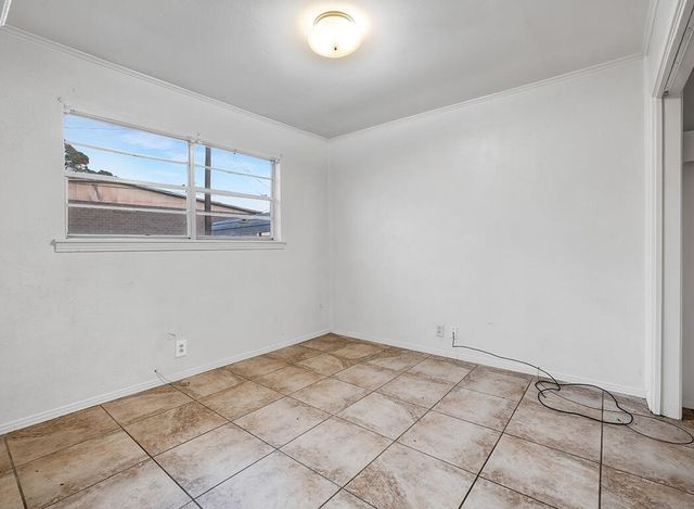 224 Shellwood Drive, Wake Village, TX 75501