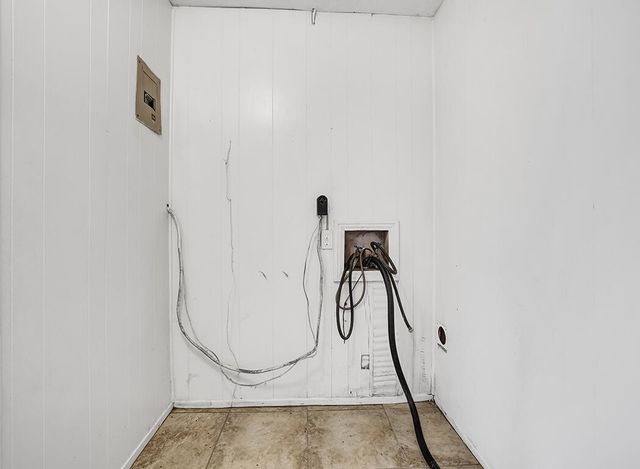 224 Shellwood Drive, Wake Village, TX 75501