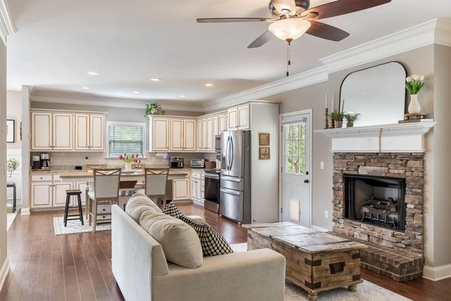 1212 Stone Gate Circle NW, Cleveland, TN 37312