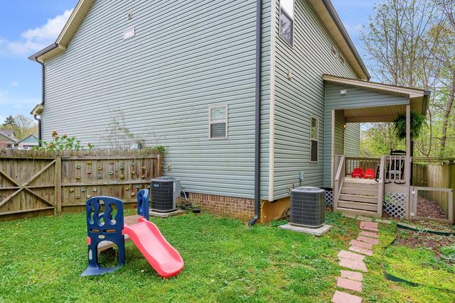 1212 Stone Gate Circle NW, Cleveland, TN 37312