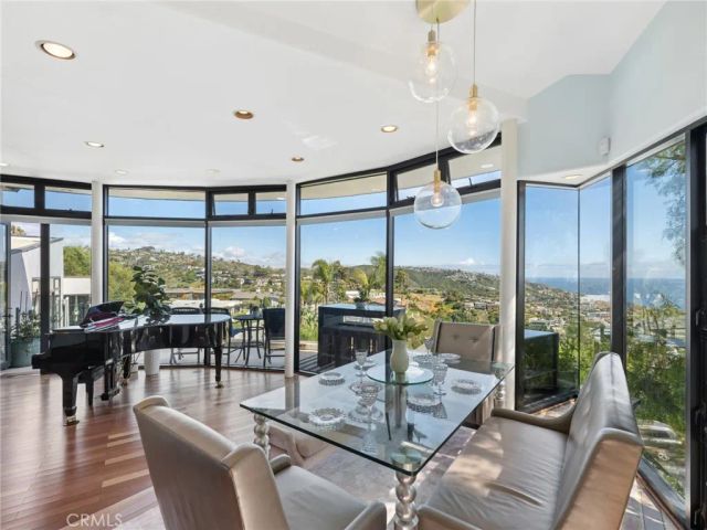 1445 Bounty Way, Laguna Beach, CA 92651