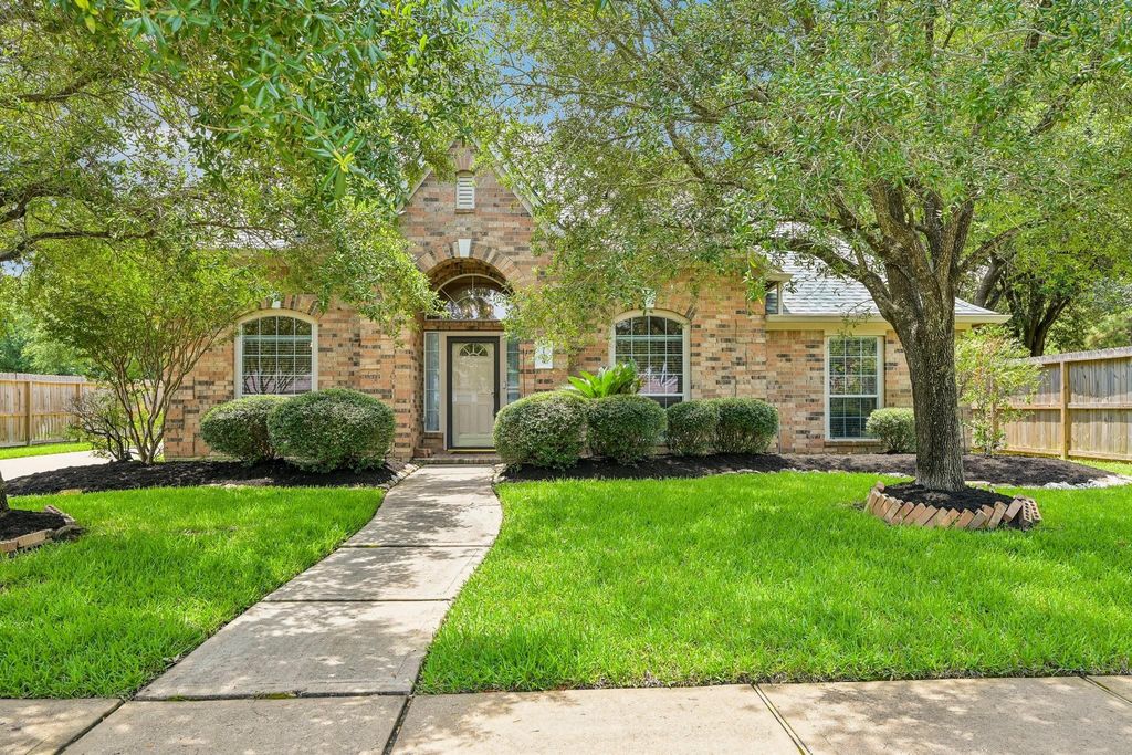 21019 S Amber Willow Trail, Cypress, TX 77433