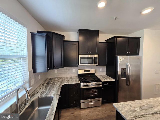 1883 BOULDER DR, Downingtown, PA 19335