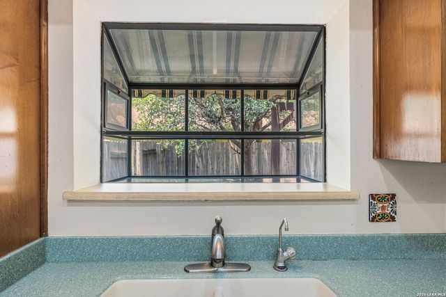 2823 BURNT OAK ST, San Antonio, TX 78232