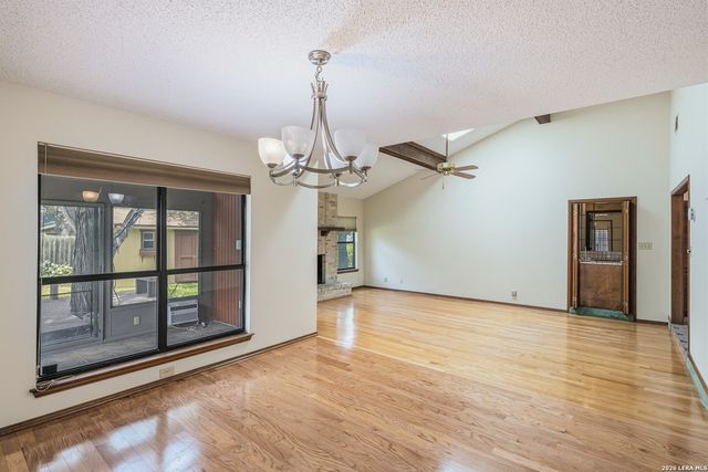 2823 BURNT OAK ST, San Antonio, TX 78232