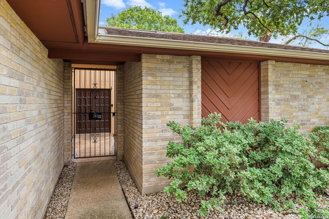 2823 BURNT OAK ST, San Antonio, TX 78232