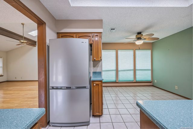 2823 BURNT OAK ST, San Antonio, TX 78232