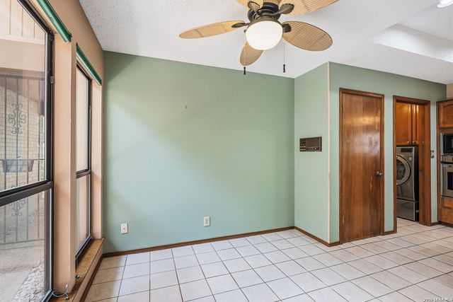 2823 BURNT OAK ST, San Antonio, TX 78232
