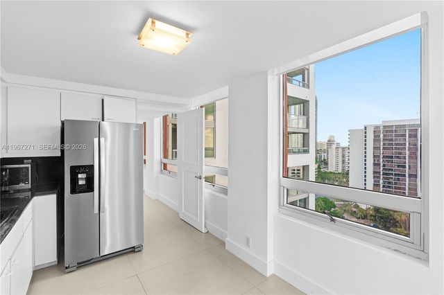 1541 Brickell Ave C1607, Miami, FL 33129