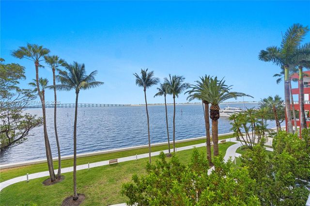 1541 Brickell Ave C1607, Miami, FL 33129