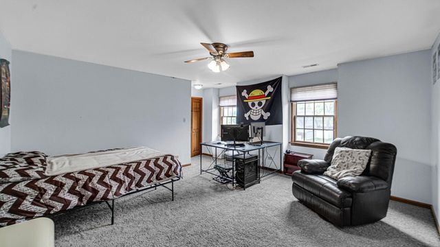 242 Golfview Drive, Schererville, IN 46375