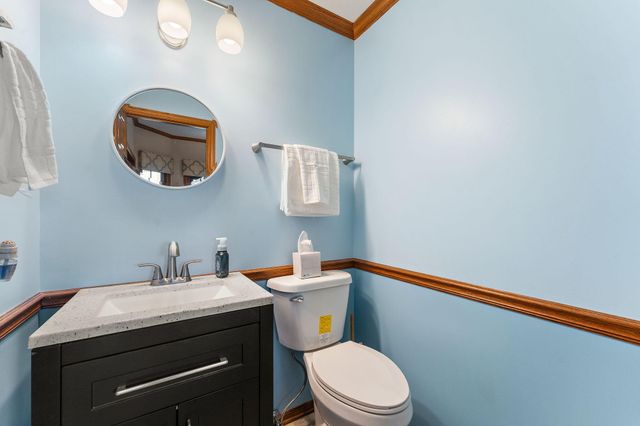 242 Golfview Drive, Schererville, IN 46375