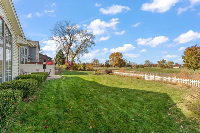 242 Golfview Drive, Schererville, IN 46375