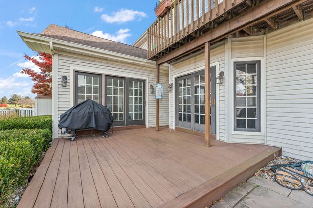 242 Golfview Drive, Schererville, IN 46375