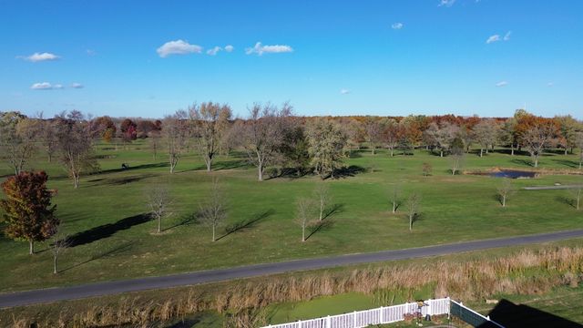 242 Golfview Drive, Schererville, IN 46375