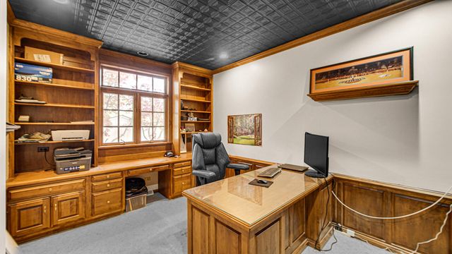 242 Golfview Drive, Schererville, IN 46375