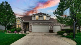 242 Golfview Drive, Schererville, IN 46375