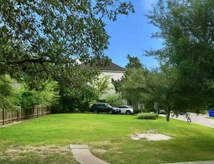 5219 Schuler Street, Houston, TX 77007