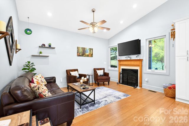 21 Kylie Grace Lane, Candler, NC 28715