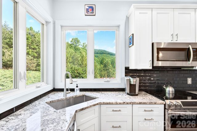 21 Kylie Grace Lane, Candler, NC 28715