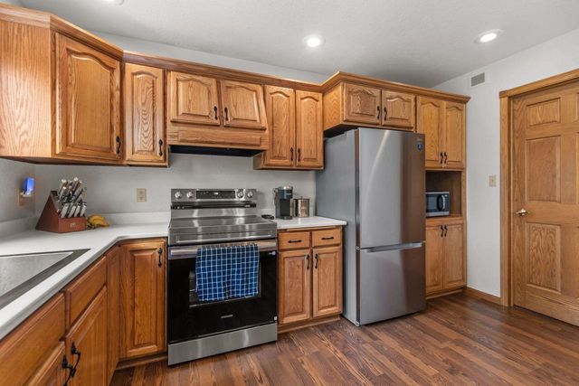 49 AURORA LANE, Fond Du Lac, WI 54935