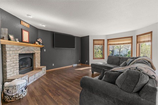 49 AURORA LANE, Fond Du Lac, WI 54935
