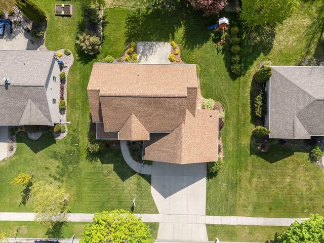 49 AURORA LANE, Fond Du Lac, WI 54935