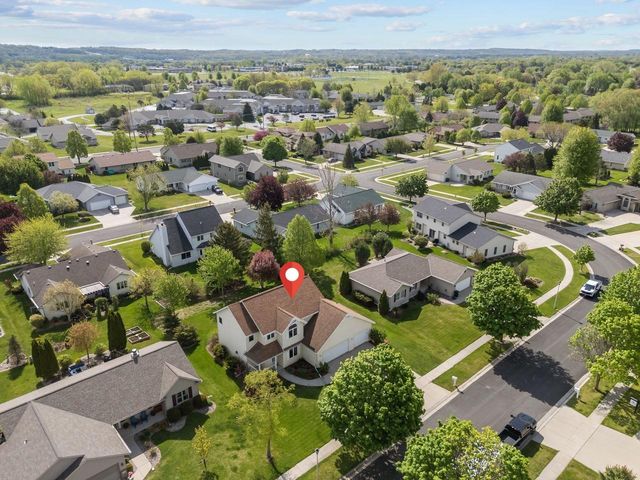 49 AURORA LANE, Fond Du Lac, WI 54935