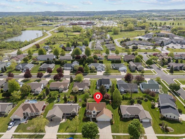 49 AURORA LANE, Fond Du Lac, WI 54935