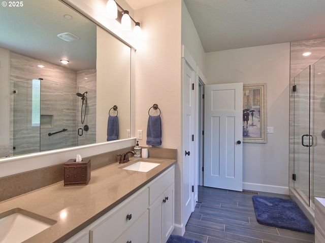 13131 Se SPROUT Ln, Milwaukie, OR 97222
