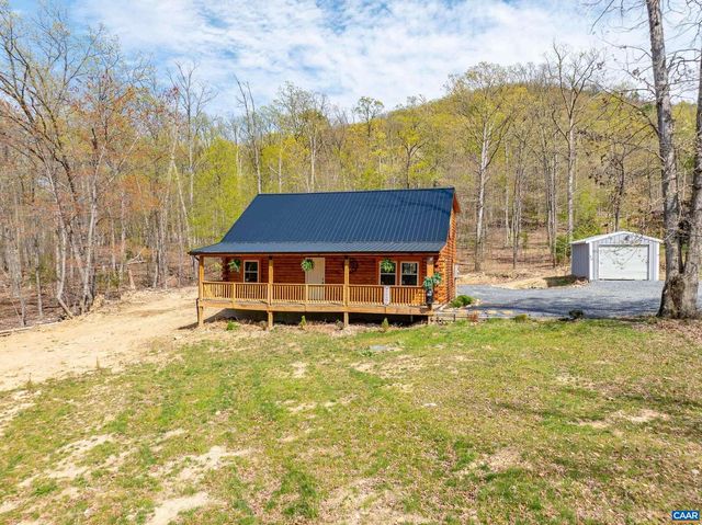 136 WILDWOOD LN, Shenandoah, VA 22849