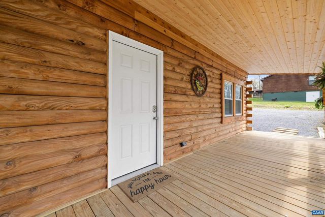 136 WILDWOOD LN, Shenandoah, VA 22849